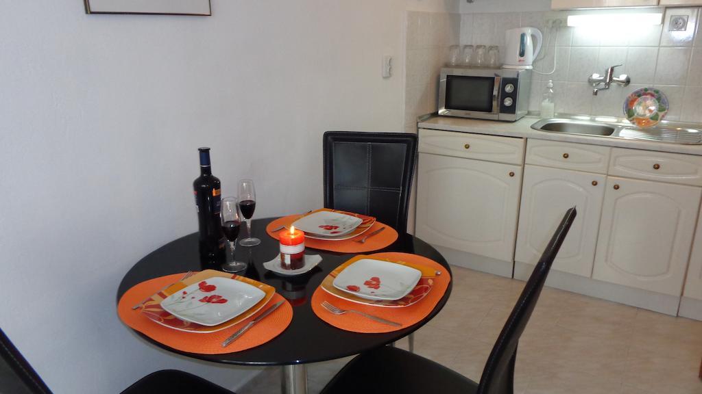 Zoya Apartment بورغاس الغرفة الصورة