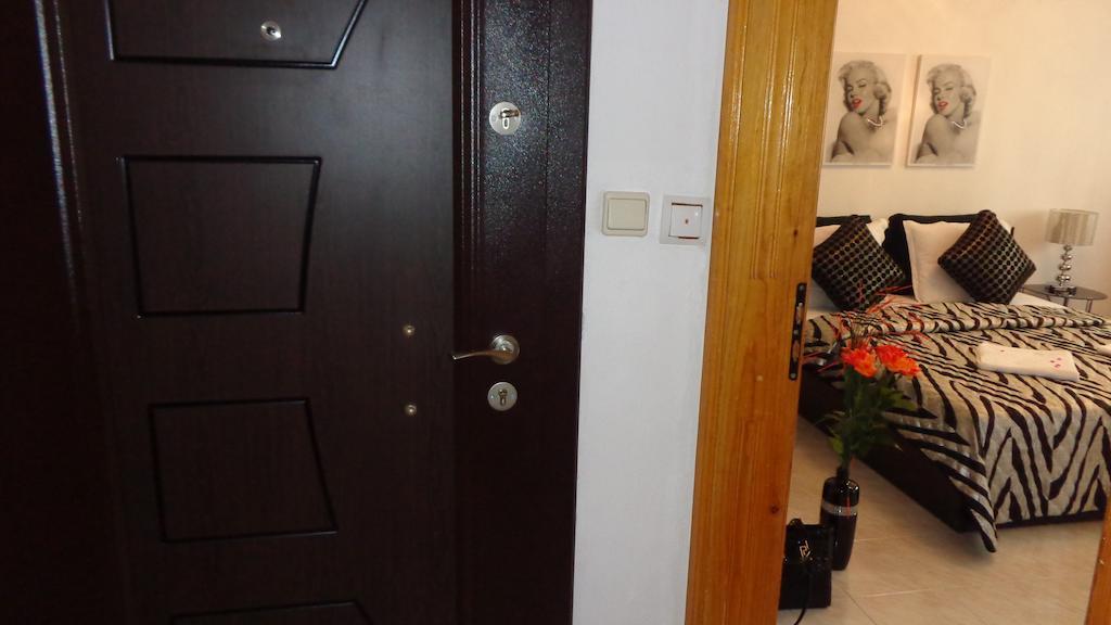 Zoya Apartment بورغاس الغرفة الصورة